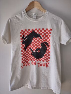 Harry Styles Solo Love On Tour Rabbits Logo Concert Shirt Size Small